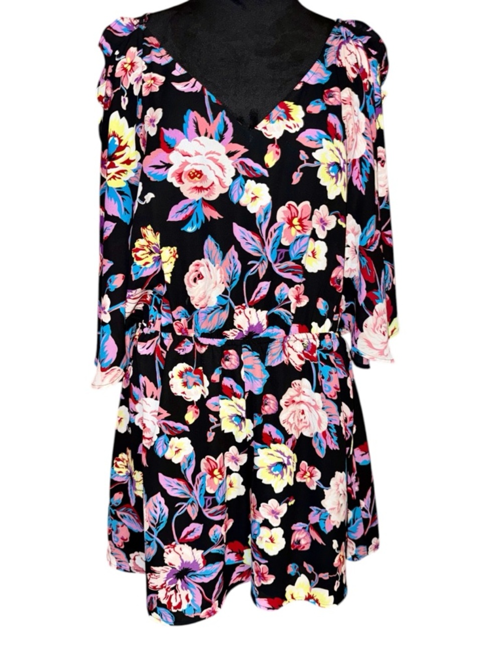 Bold Elements Black Floral V-Neck Ruffled Cold Shoulder Romper, Size Small NWOT